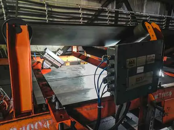 钢丝绳探伤仪的磁场原理与应用